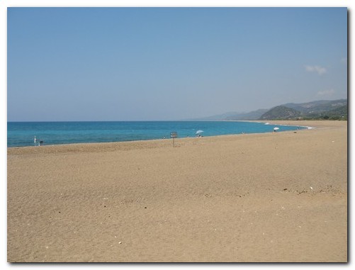 Sandstrand von Kalo Nero